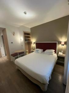 Kyriad Paris 18 - Porte de Clignancourt - Montmartre - 61