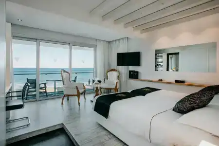 The Ciao Stelio Deluxe (Adults Only) - 1