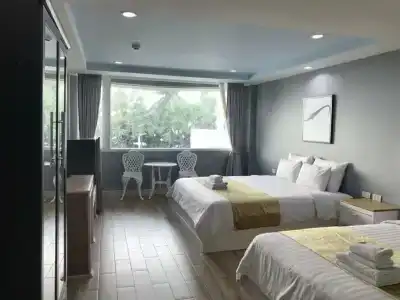 The Beach Front Resort, Pattaya - 13