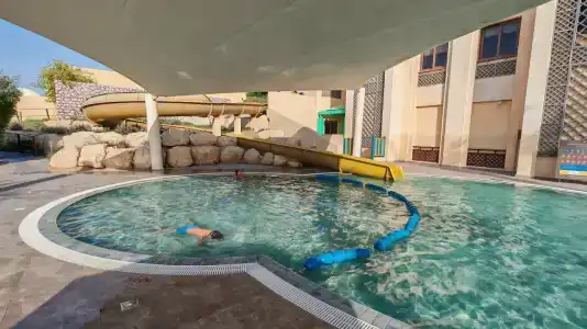 Hilton Ras Al Khaimah Beach Resort - 8