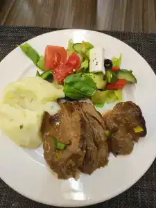 Ramada & Suites by Wyndham Dubai JBR - 84