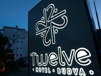 Twelve by Aycon - 85