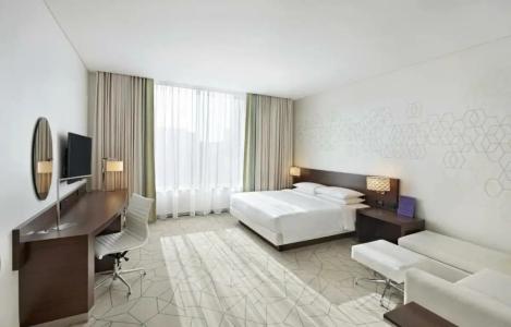 Hyatt Place Dubai Baniyas Square - 54