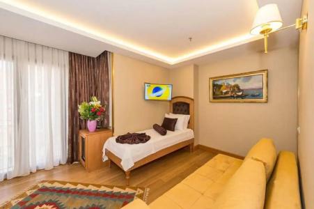 Aprilis Gold - Special Category - 75