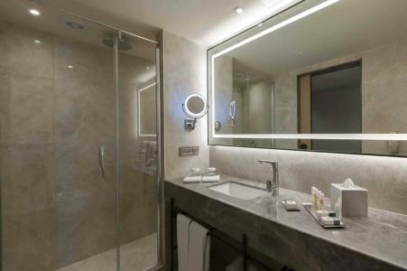 DoubleTree by Hilton Istanbul - Sirkeci - 97