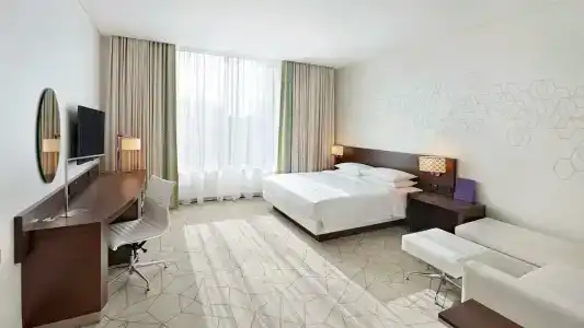 Hyatt Place Dubai Baniyas Square - 51