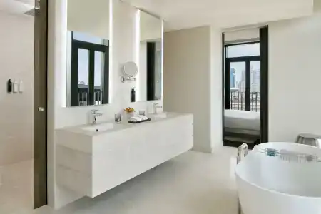 La Ville & Suites CITY WALK Dubai, Autograph Collection - 6
