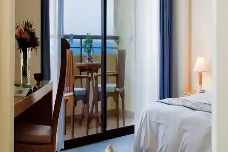 Rhodes Bay & Spa - 40