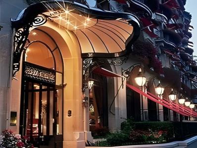 Hôtel Plaza Athénée - Dorchester Collection - 34