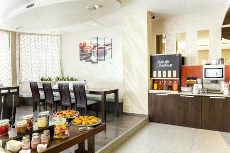 City Avenue by HMG - 38