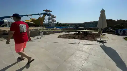 Hawaii Caesar Palace Aqua Park - Families and Couples Only - 51