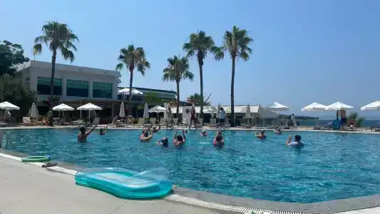 Flora Garden BEACH - Couples Concept - Adults over 16 Only - 12