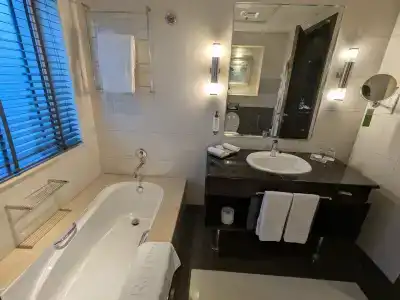 Media Rotana Dubai - 26