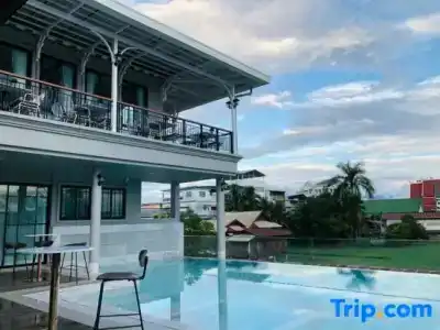 Huern Kan Thong - 11