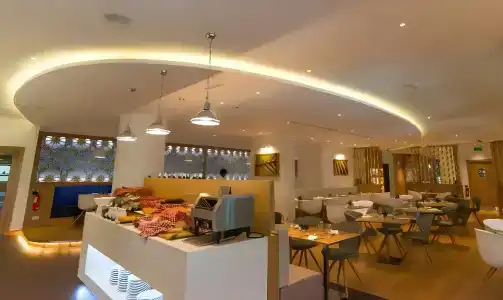 Premier Inn Dubai International Airport - 80