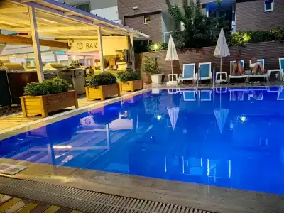 Kleopatra Atlas - Adults Only - 19