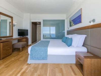 Golden Bay Beach - 90