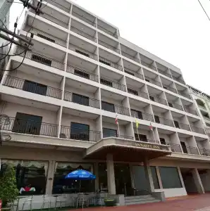 Dynasty Inn Pattaya - 10