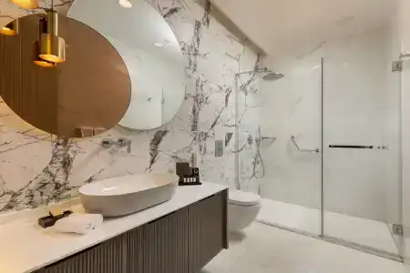 Unique Life Style - 68