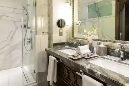 The Ritz-Carlton, Dubai - 17