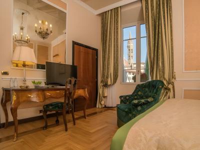 Bernini Palace - 93