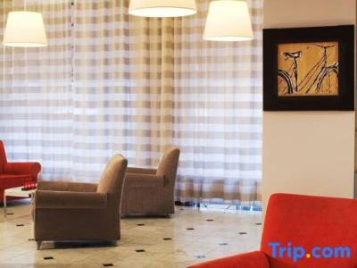 Hôtel Diana Dauphine - 98