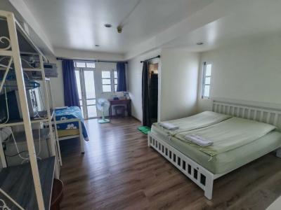 Roof View Place - 73