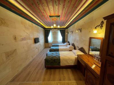 Yusuf Bey House - 64