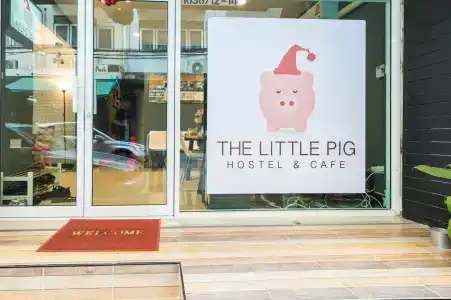 The Little Pig Sukhumvit - 20