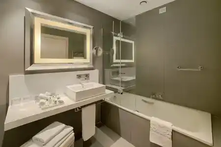 NH Collection Roma Vittorio Veneto - 9