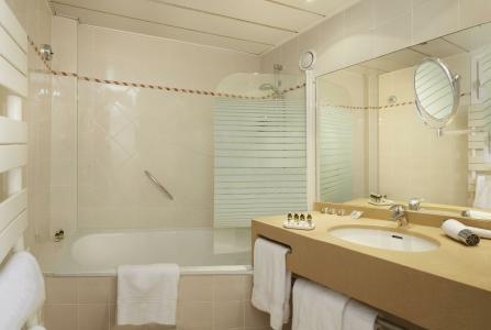 Relais Du Louvre - 54