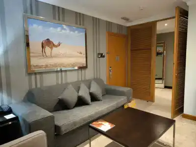 Dubai Marine Beach Resort & Spa - 38