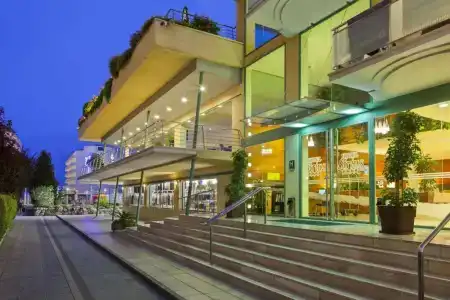 DWO Sirius - Adults Only - 10