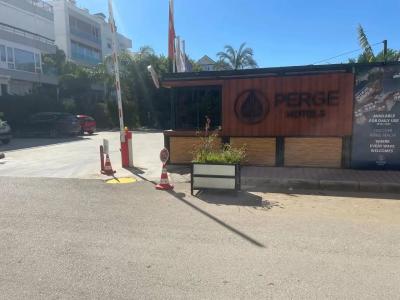 Perges - Adult Only 18 plus - 72