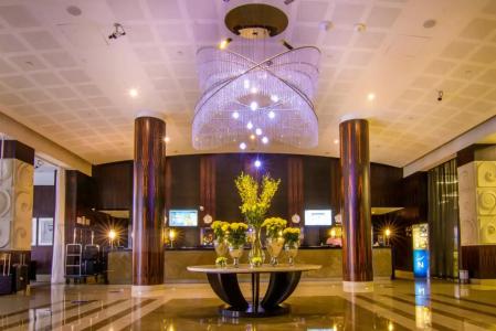 Novotel World Trade Centre Dubai - 12