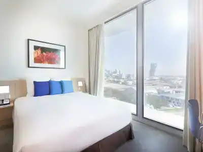 Novotel Abu Dhabi Al Bustan - 4
