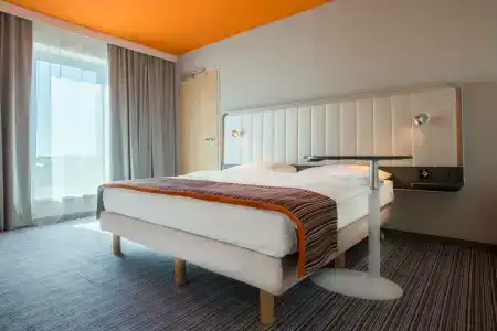 Park Inn by Radisson Frankfurt Airport - 36