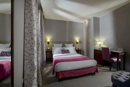 Hôtel Le Relais Saint Charles - 82