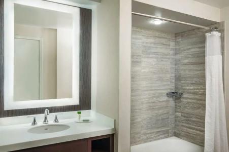 Courtyard by Marriott Boston Downtown - 10