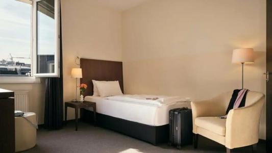 Metropolitan by Flemings - 44