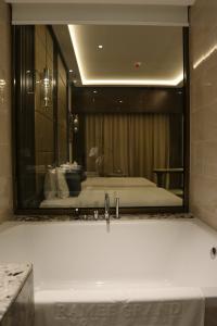 Ramee Dream Down Town - 86