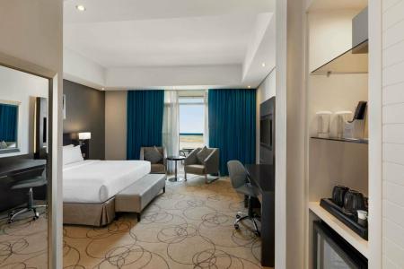 Ramada by Wyndham Dubai Barsha Heights - 73