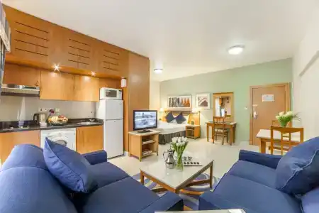 Golden Sands Apartments - 41