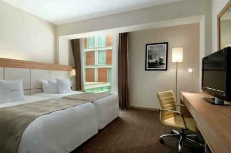 DoubleTree By Hilton Milan - 87