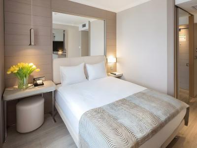 TITANIC Comfort Mitte - 54