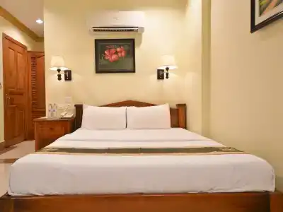 Golden House International - 6