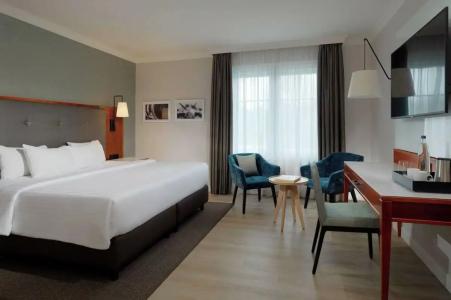 Courtyard by Marriott Hamburg Airport - 77