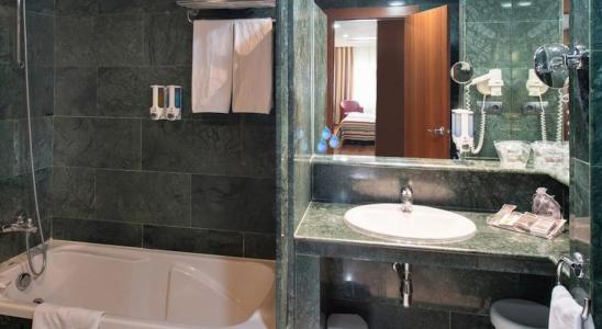 Catalonia Park Putxet - 51