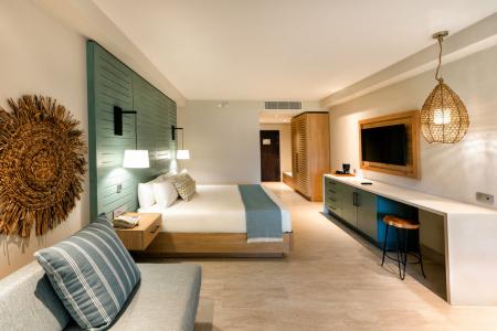 Adults Only Club at Lopesan Costa Bávaro Resort - 65