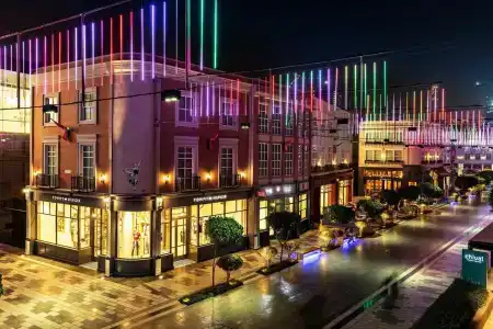 La Ville & Suites CITY WALK Dubai, Autograph Collection - 4